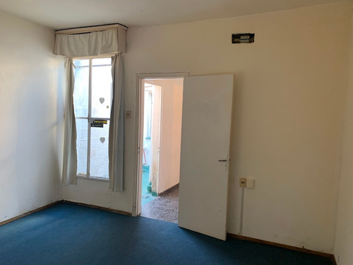 Apartamento Venta 1 Dormitorio Con Patio Bajos G.c Ideal