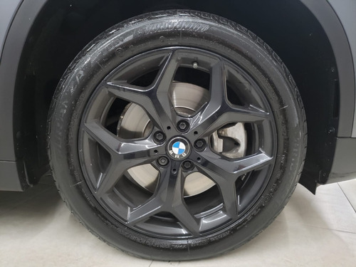 Imagem 4 de 15 de Bmw X1 2.0 Sdrive20i X-line Activeflex 2017 Teto Solar