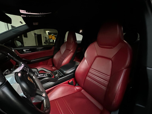 Porsche Cayenne coupé 3.0 v6 turbo at