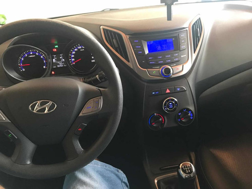 Hyundai Hb20s 2015 1.6 Comfort Plus Flex 4p