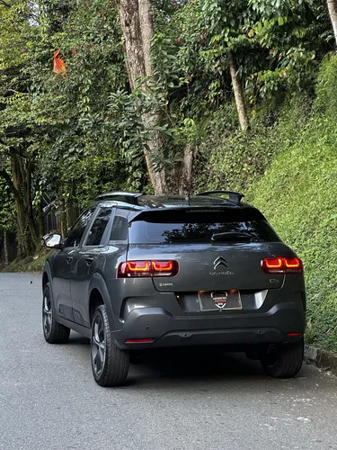 Citroën C4 Cactus 1.6 Shine Turbo Aut