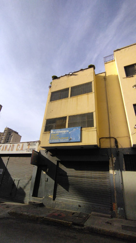 Edificio Comercial En Venta, Parroquia La Candelaria, Municipio Libertador