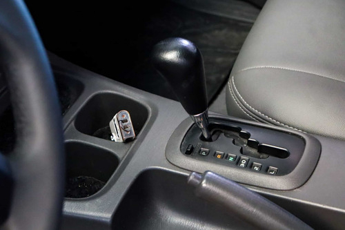 Imagem 15 de 18 de Toyota Hilux 2014 2.7 Sr Cab. Dupla 4x2 Flex Aut. 4p