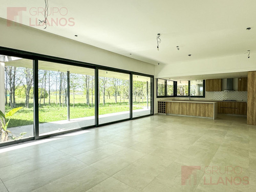 Venta De Casa A Estrenar Con 3 Dormitorios Con Vista Al Golf En Everlinks