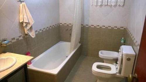 Imagen 8 de 10 de Gran Oportunidad - Casa 2 Ambientes Tipo Quinta Con Gran Terreno - Glew