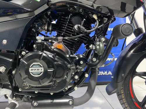 Imagen 10 de 22 de Bajaj Pulsar 180 Fi 2023