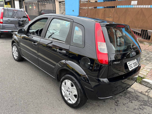 Imagem 2 de 7 de Ford Fiesta Hatch 1.0 Flex 5p 2007 Completo