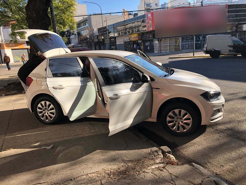 Imagen 5 de 21 de Volkswagen Polo 2018 1.6 Msi Trendline
