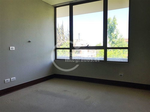 Imagen 19 de 22 de Departamento En Venta De 4 Dormitorios En Vitacura