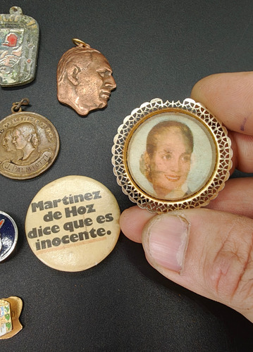 Peronismo Medallas Pins Prendedores (lote) - Numismatica (Usado)