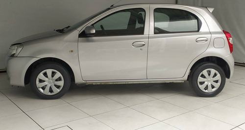 Toyota Etios 1.3 X 16v Flex 4p Manual