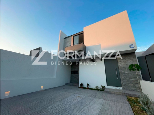 Casa Nueva En Venta En Punta Norte, Colima