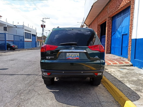 Imagen 3 de 9 de Mitsubishi Montero