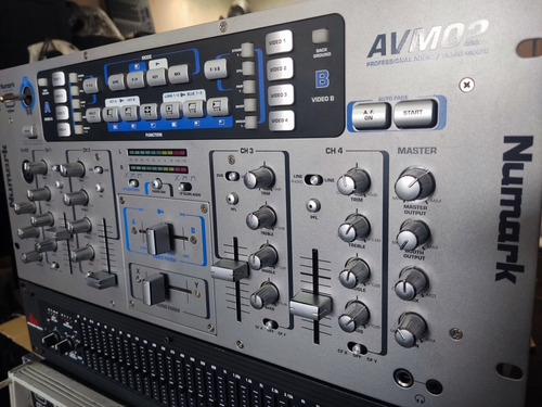 Mezcladora Numark Avm02 ,audio Y Video ,excelente Estetica (Usado)