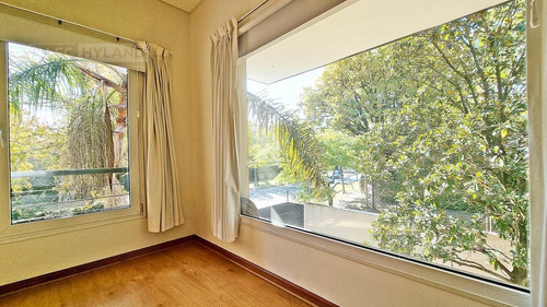 Imagen 22 de 30 de Casa Chalet Con Pileta En Venta - Las Lomas-golf, San Isidro
