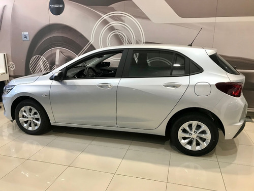 Imagen 2 de 15 de Chevrolet Onix Lt Tech 5 Puertas Manual