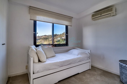 Imagen 15 de 18 de Venta Apartamento De 2 Dormitorios En Primera Linea De Punta Ballena