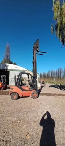 Autoelevador Linde H25d Diesel 2500kg Con T/triple