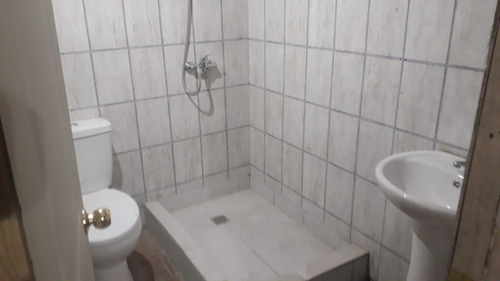 Se Vende Casa Esquina En Las Condes, 280 Metros Cuadrados
