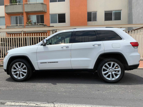 Imagen 14 de 15 de Jeep Cherokee Cheroke Límited Lujo