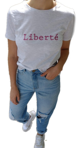 Remera Algodon Premium | Liberté | Mujer | Bordada | Gris