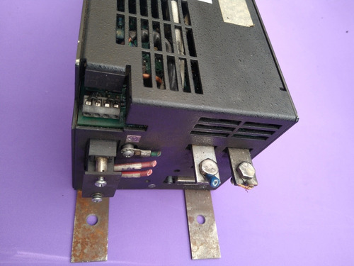 Lambda Se-750-3 Regulated Power Supply (Usado)