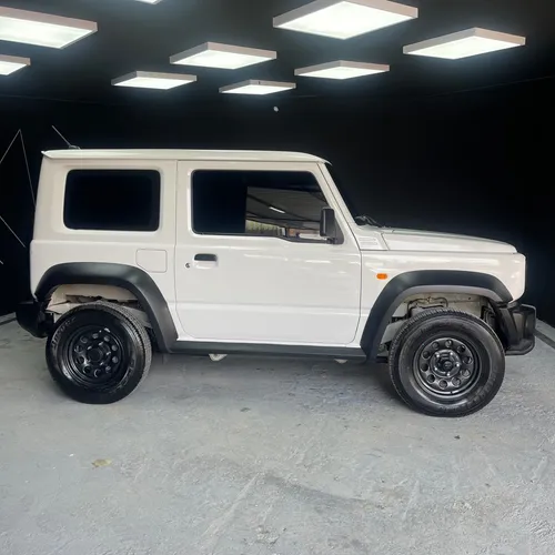 Suzuki Jimny 1.3 JLX 4x4 MT