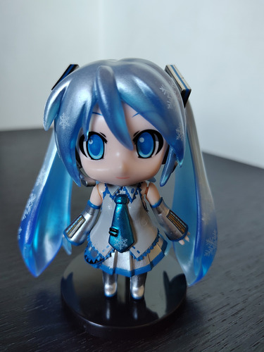 Figura Miku Hatsune Snow Chibi - 10cm - Importada