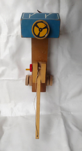 Camión De Madera Grua . 28cm Largo . Gira Dirección Camion Grua Azul (Usado)