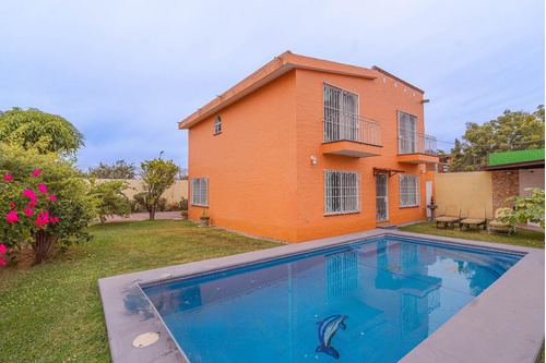 Casa Con Alberca Propia En Venta En Xochitepec Morelos