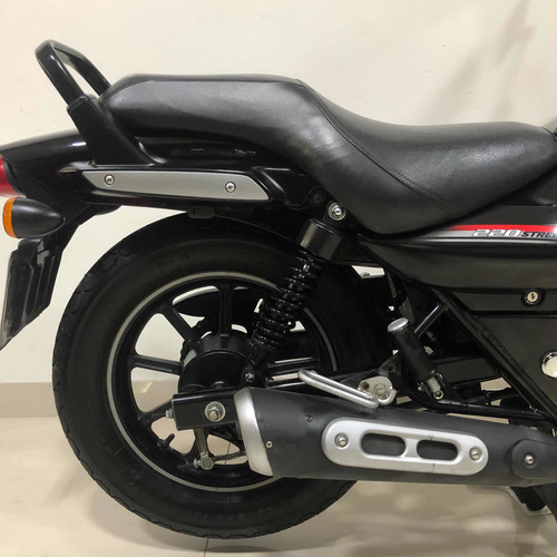 Imagen 13 de 16 de Bajaj Avenger 220 Street Custom Choper 12/18 Solo Dni