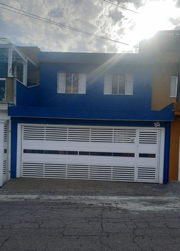 Sobrado Com 3 Dormitorios 3 Vagas