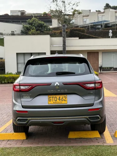 New Koleos Intens 2.5l 4x4