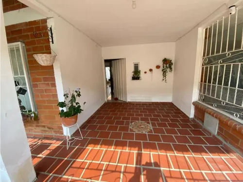 Venta De Casa Bifamiliar 140mtrs2 En Jamundí, 9391.