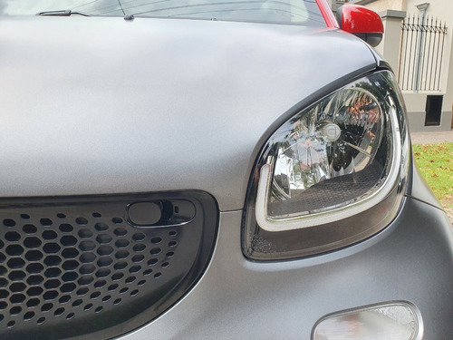 Smart Fortwo 1.0 Play 2017 Color Gris Y Rojo As Automobili