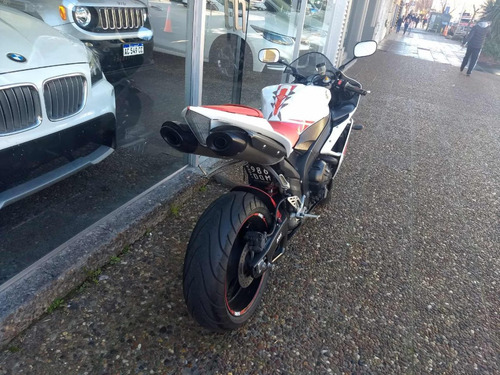 Yamaha Yzfr1