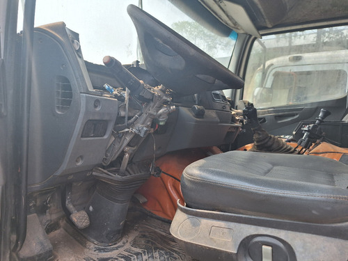 Caminhão Mercedes Benz 2831k Ano 2012 Com Caçamba Meia Cana