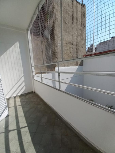 Almagro 4 Ambientes Divinos, Con Terraza Propia De 140 M2!!! Sup Cubierta 142 M2 Super Luminoso