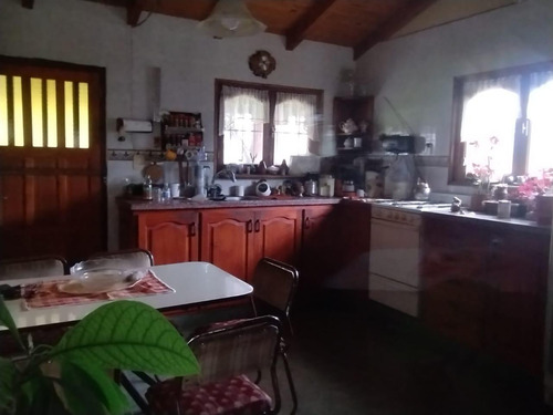 Casa En Barrio Las Quintas- El Bolson.