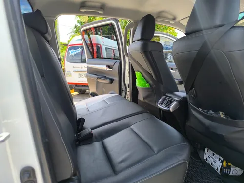 Toyota Hilux 4.0