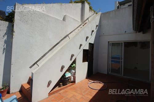 Imagen 11 de 27 de Único Ph Multifamiliar Con Patios Y Terraza, Ideal Para Renta