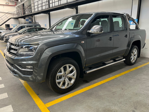 Imagen 9 de 25 de Volkswagen Amarok V6 Highline 258cv 4x4 At Okm Rt A1