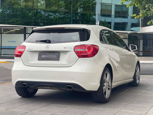 Imagen 14 de 25 de Mercedes Benz A200 Urban B.efficiency 156cv, No Bmw 118.