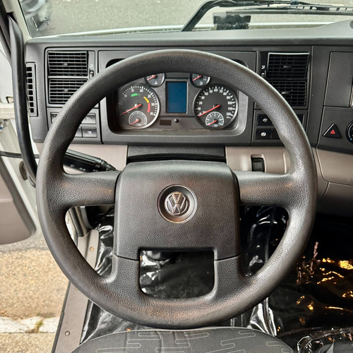 Vw 24 280 Cabinado Frigorifico -25 Graus Ano 2020 Truck 6x2