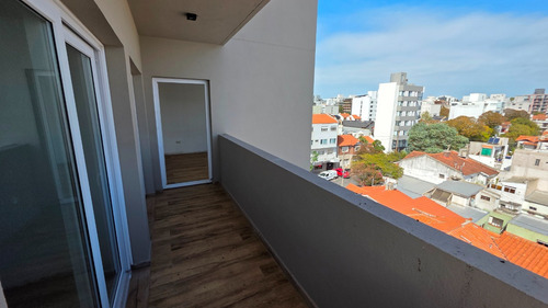 Venta De Pozo: Pisos De 4 Ambientes Con Cochera Y Baulera. Zona Güemes.