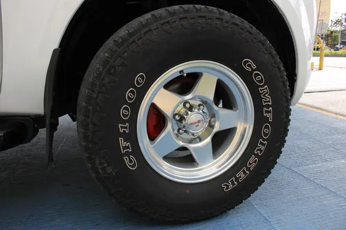 Nissan Frontier 2.5 Np300 4x4