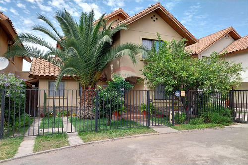 Hermosa Casa En Condominio Tranquilo Y Seguro