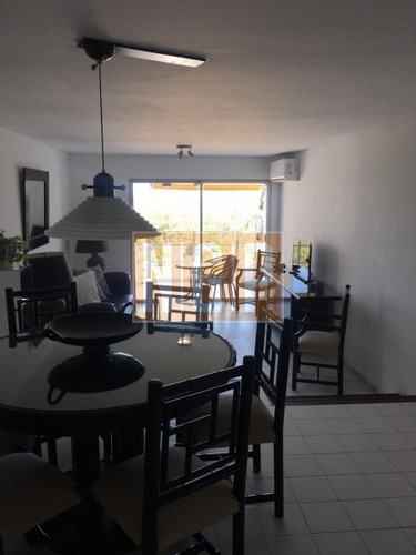 Apartamento En Roosevelt, 3 Dormitorios *-ref:17233