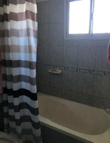 Duplex Venta 2 Dormitorios , 2 Baños Y Cochera-lote 100 Mts 2 -sin Expensas- Tolosa