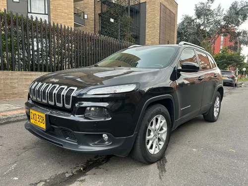 Jeep Cherokee 3.2 Longitude